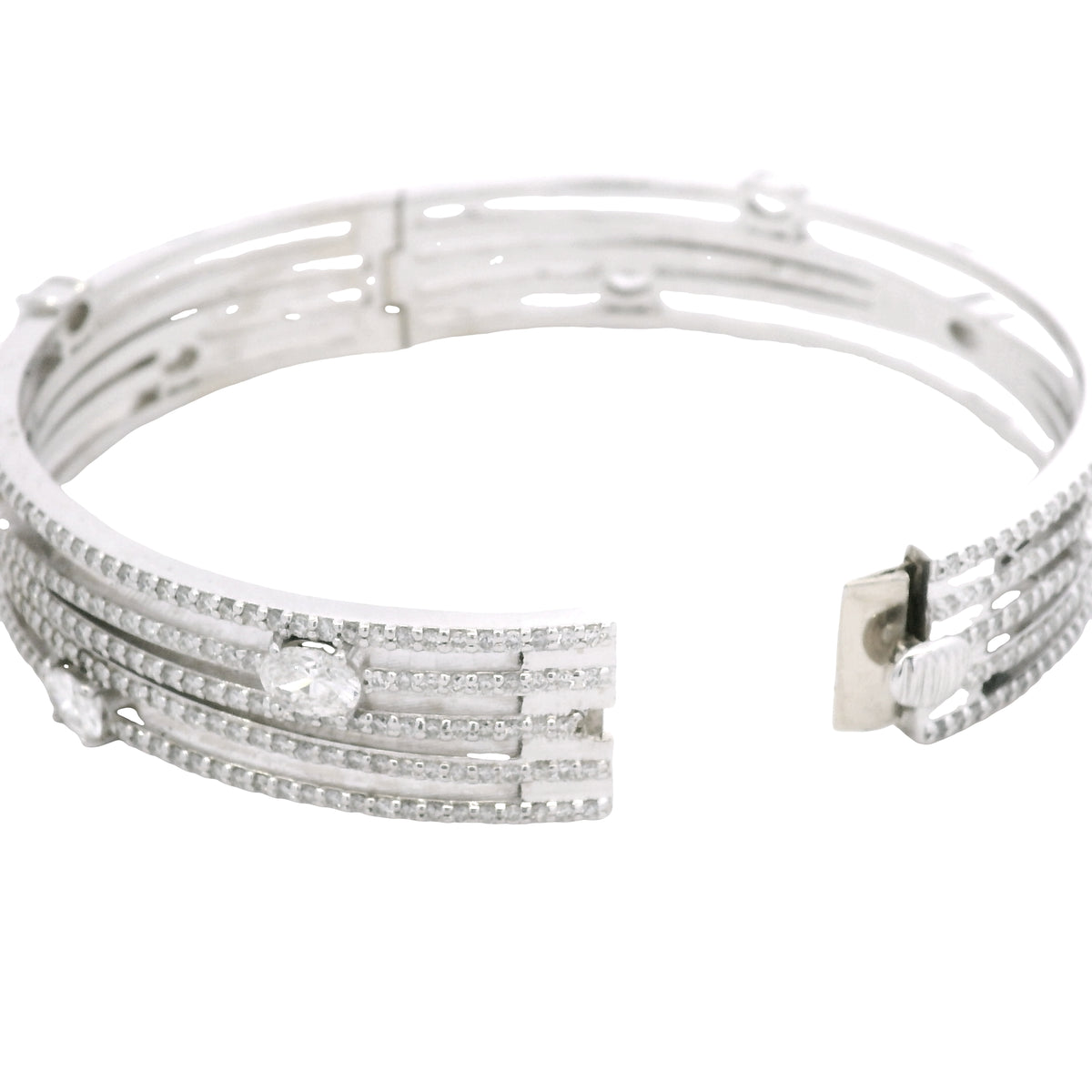 14K White Gold Natural 8.40 Carat Oval & Round Diamond Wide Bangle Bracelet