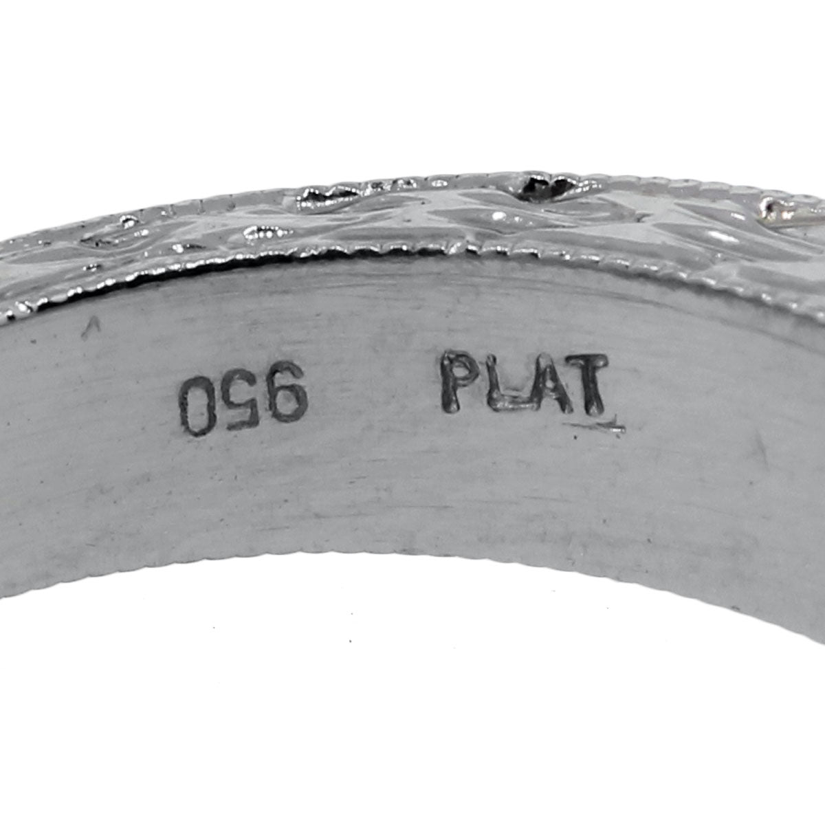 Platinum 0.15ctw Round Brilliant Diamond Mens Wedding Band