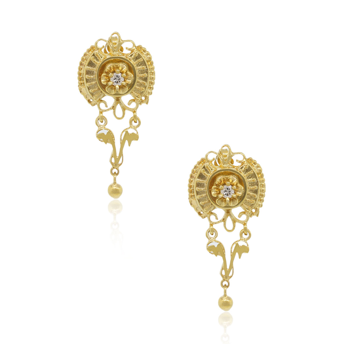14k Yellow Gold Diamond Vintage Earrings with 0.15ctw