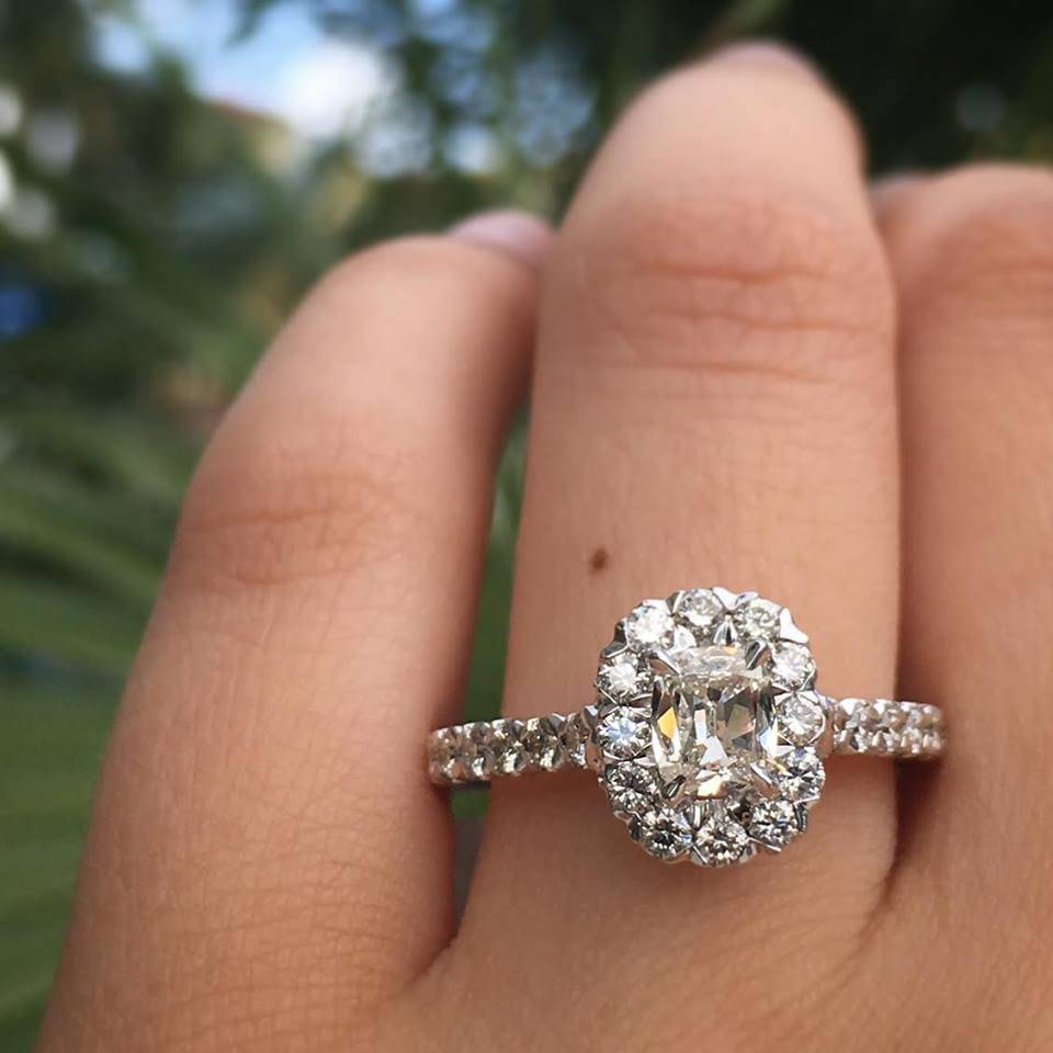 Halo engagement rings