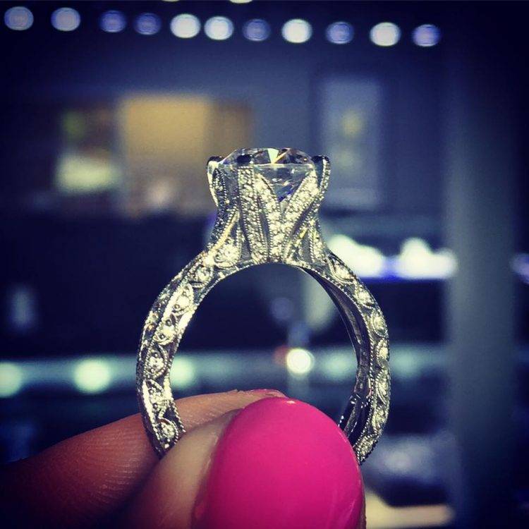 Conflict Free Diamonds