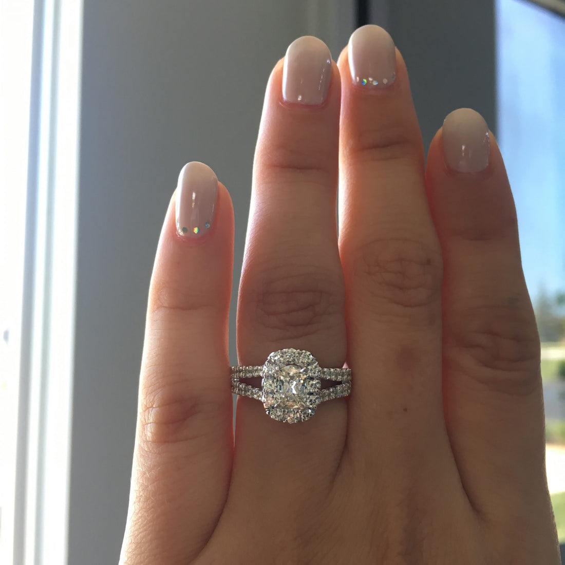 Henri Daussi Engagement Rings - What Makes Them Different?