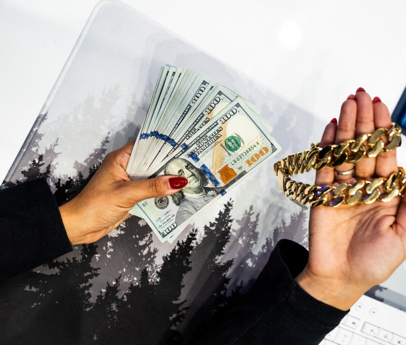 What Is the Best Place to Sell Diamond Jewelry, Gold, or Luxury Watches for the Highest Cash Offer?