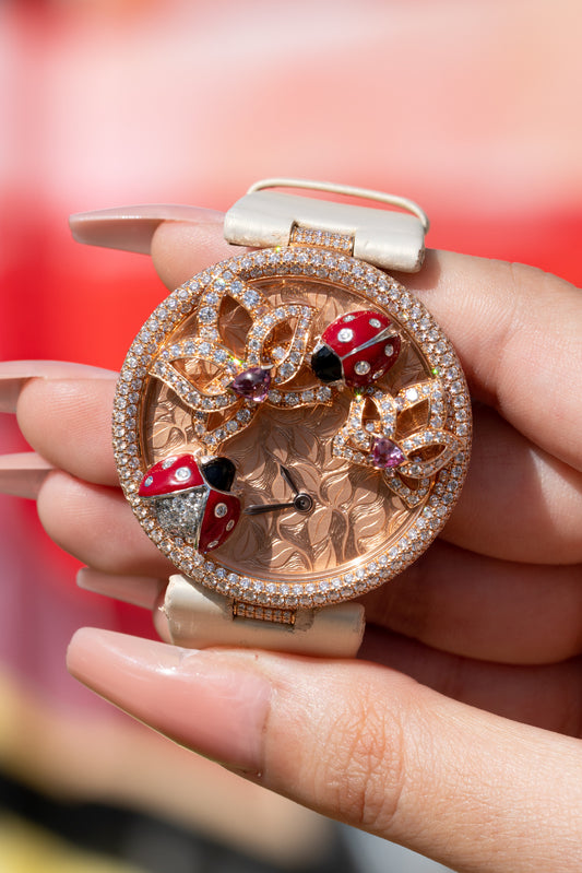 Cartier high-end wristwatch design