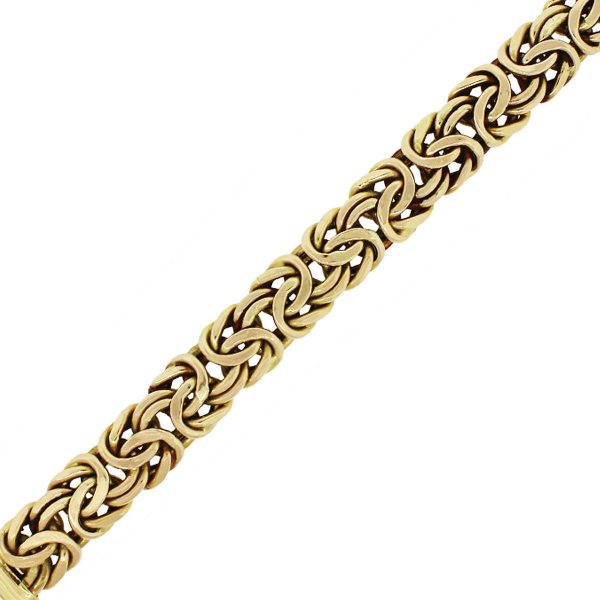Fabulous Spring Trends from Raymond Lee Jewelers