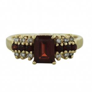 January Birthstone Garnet