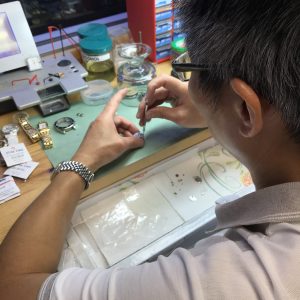 Why Professional Watch Repair Helps Preserve Rolex Value