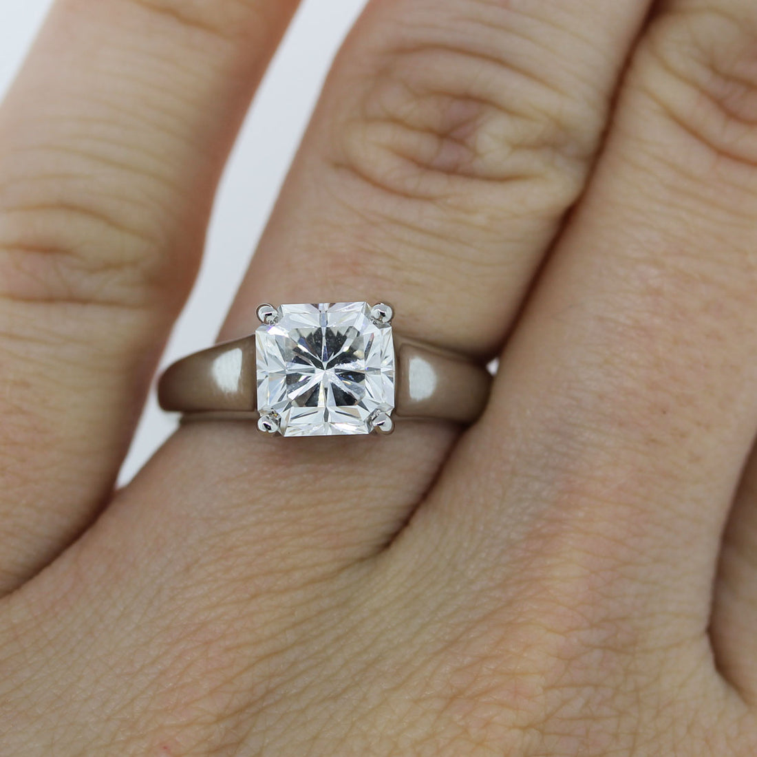 How to Avoid Sell Diamonds Fast Scams in Boca Raton