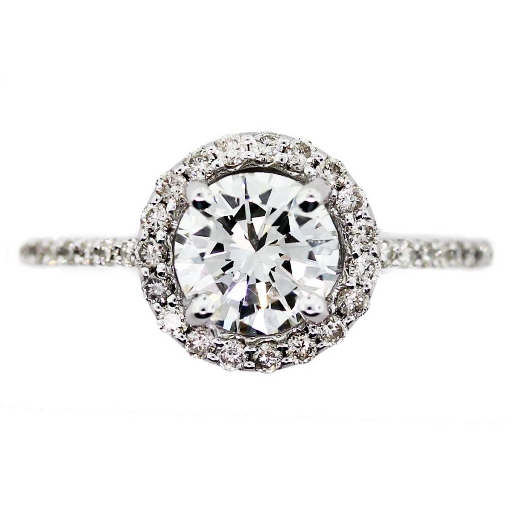 Cute Wedding Nail Ideas to Match your Engagement Ring