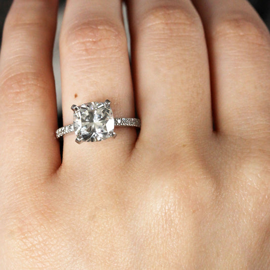 Cushion cut engagement rings no halo