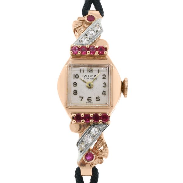 Antique Jewelry Trends of 2019