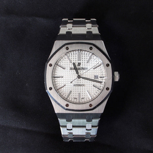 patek philippe nautilus vs royal oak