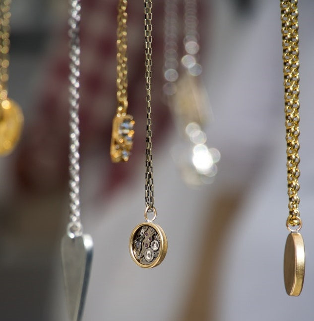 How to Tell If Your Estate Jewelry Is Valuable