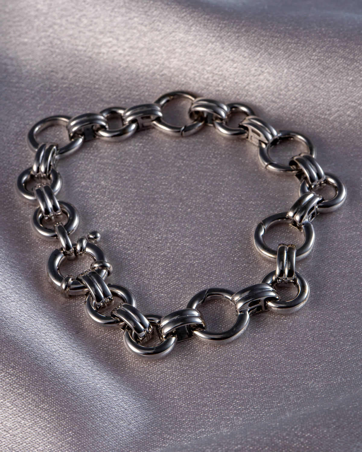 Aaron Basha 18K White Gold Double Bar Open Link Charm Bracelet