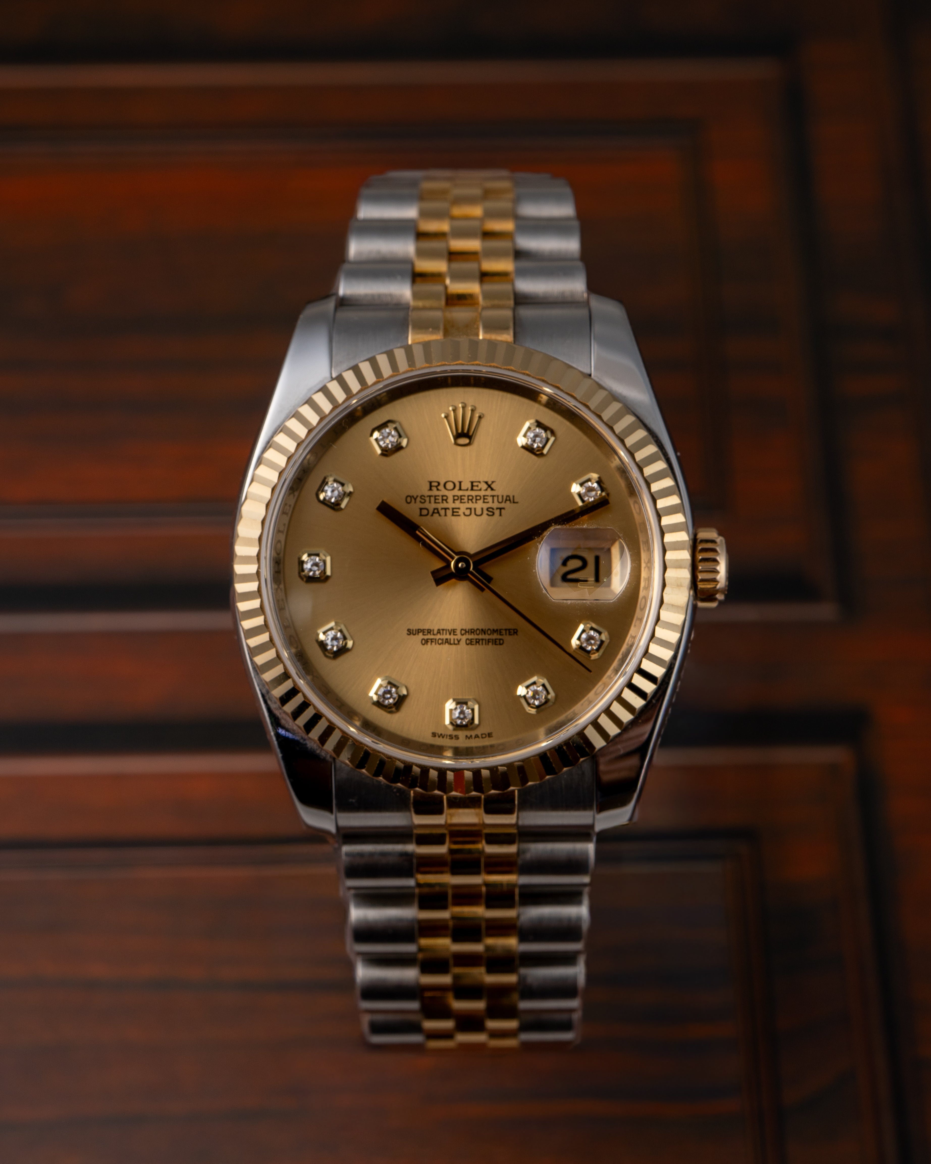Rolex 116233 Datejust Two-Tone Champagne Diamond Dial Fluted Bezel 36mm Watch