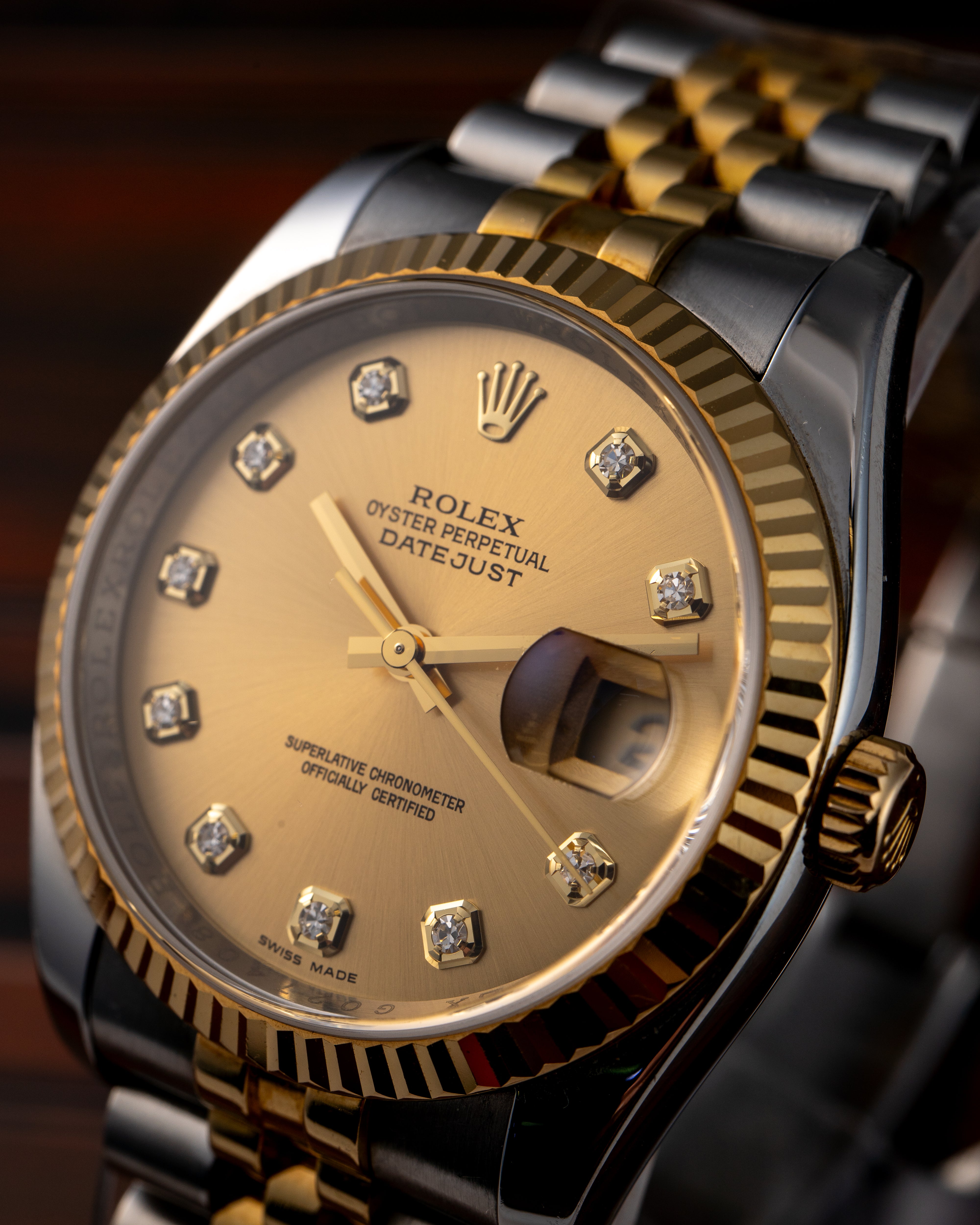 Rolex 116233 Datejust Two-Tone Champagne Diamond Dial Fluted Bezel 36mm Watch