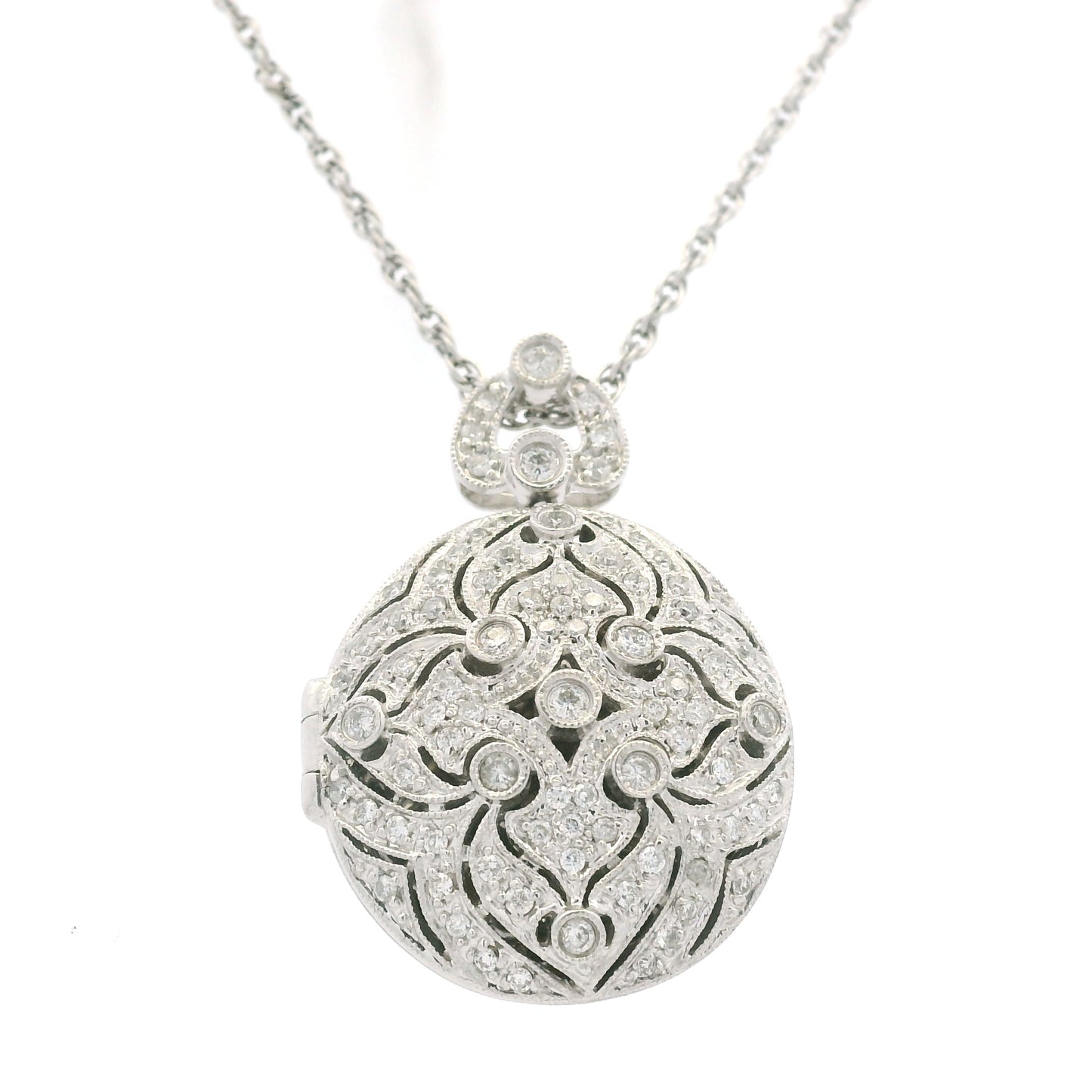 14K White Gold Natural Round Diamond Oval Shape Locket Necklace