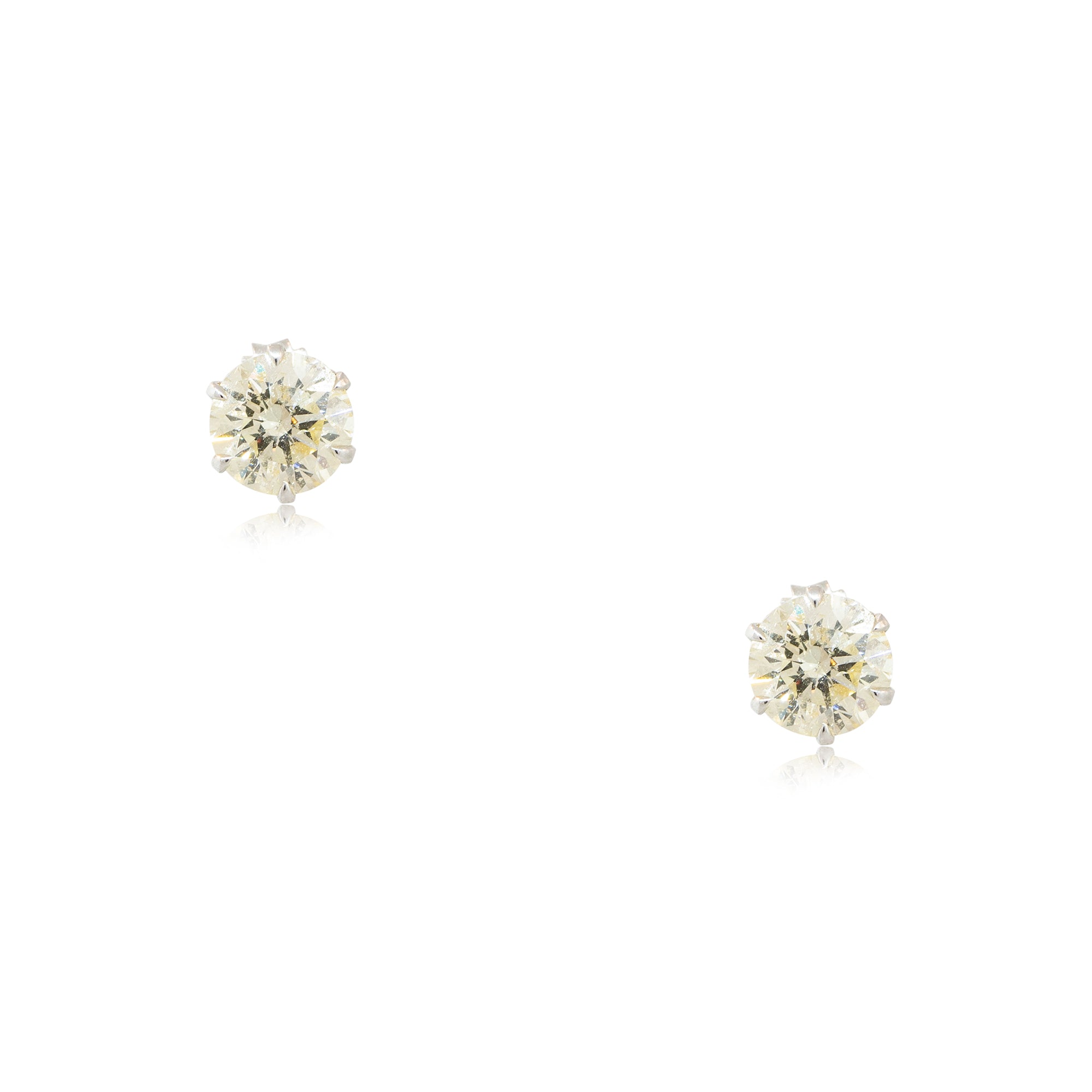 18k White Gold 3.08ctw Diamond Stud Earrings