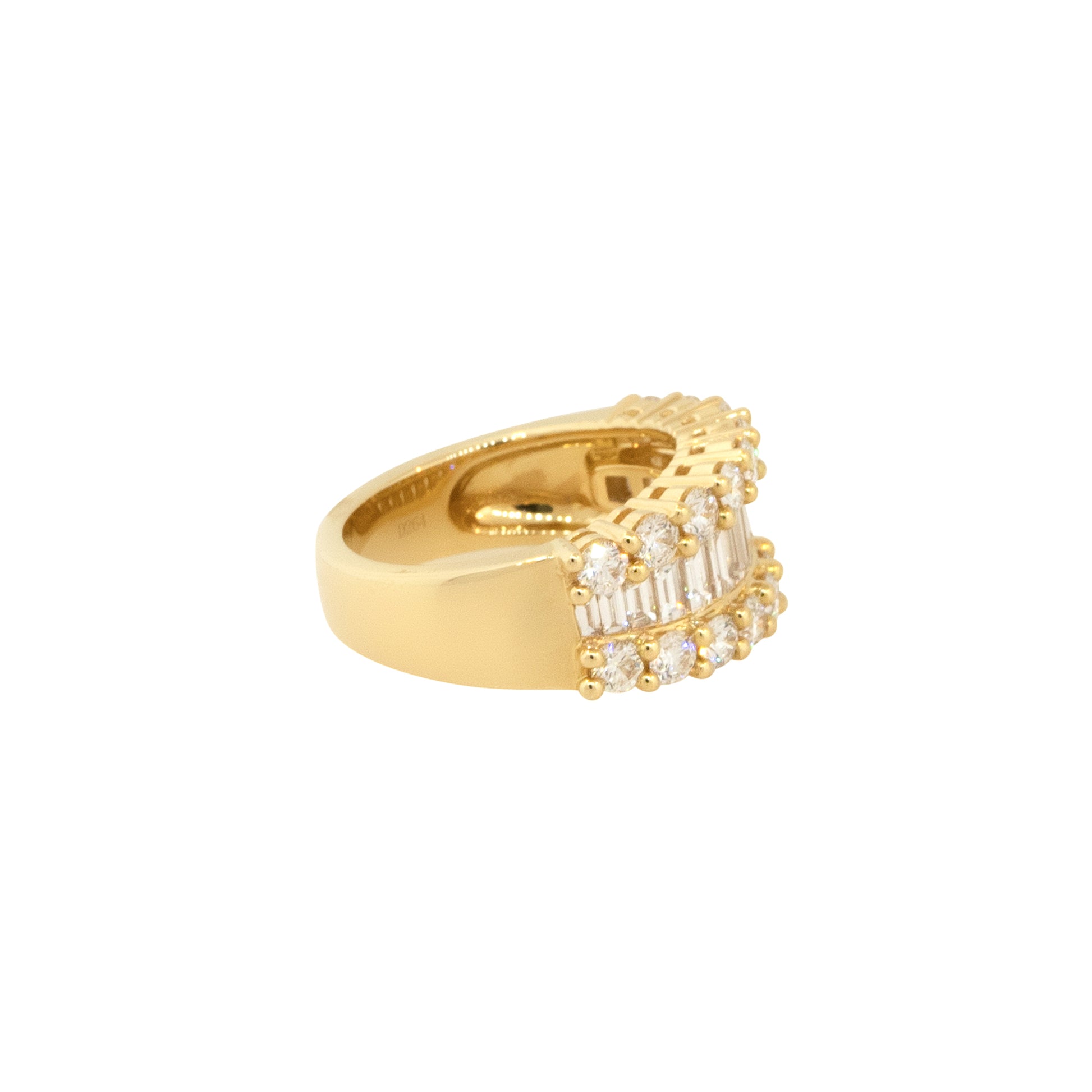 18k Yellow Gold 2.64ctw Round and Baguette Cut Diamond Bridal Band