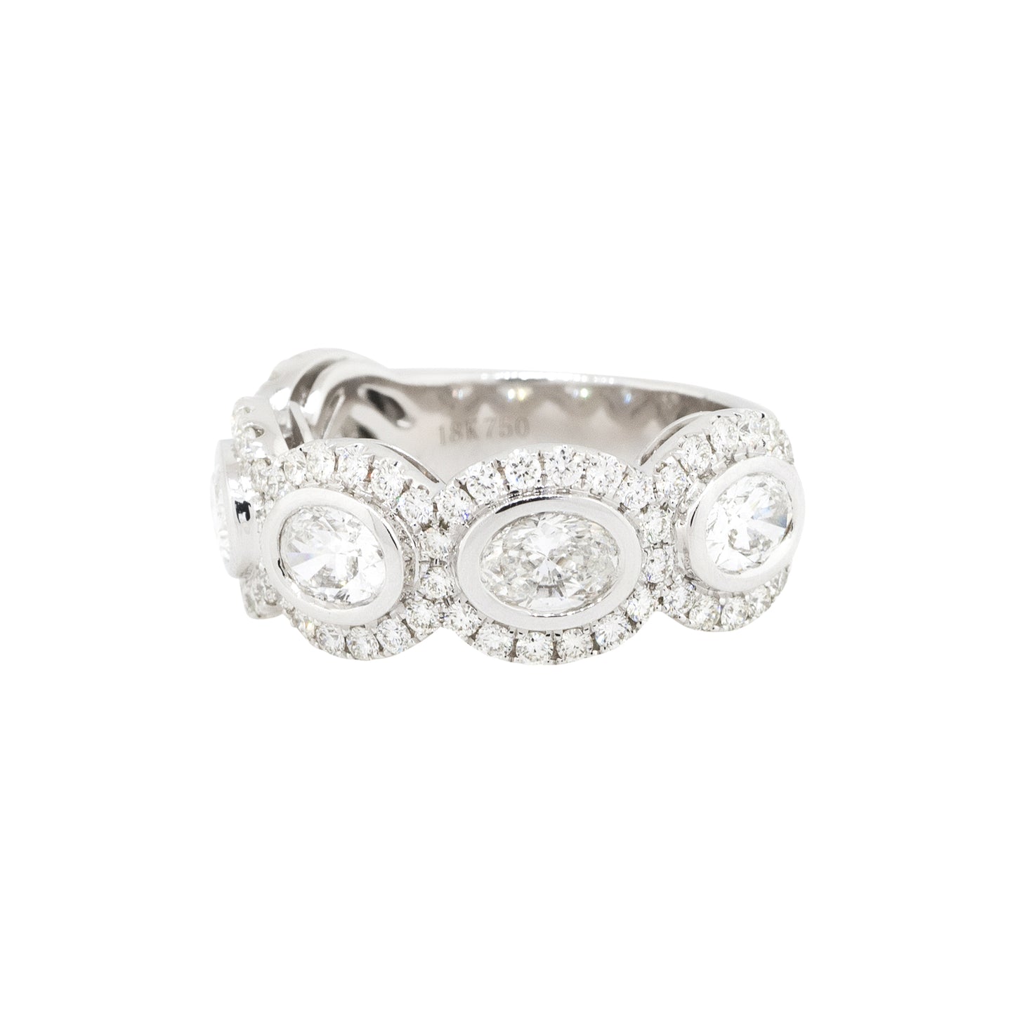 18k White Gold 2.81ctw Bezel Set Diamond Halo Wedding Band