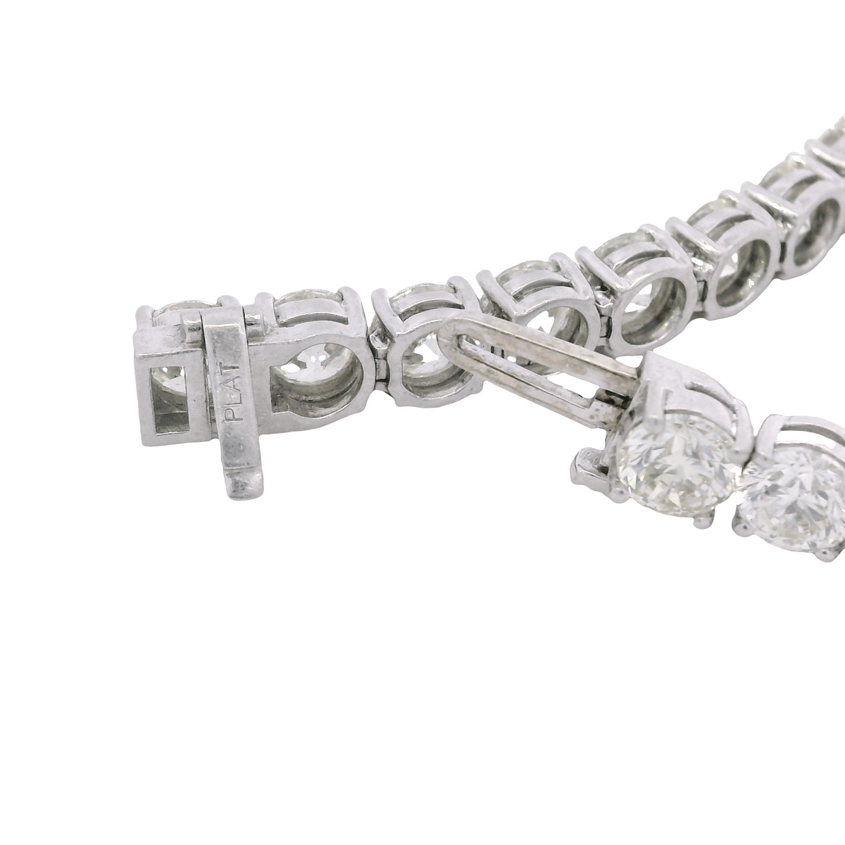Platinum Natural 22.30 Carat Round Brilliant Cut Diamond Tennis Bracelet