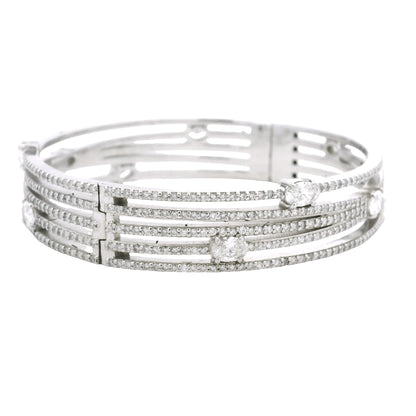 14K White Gold Natural 8.40 Carat Oval & Round Diamond Wide Bangle Bracelet
