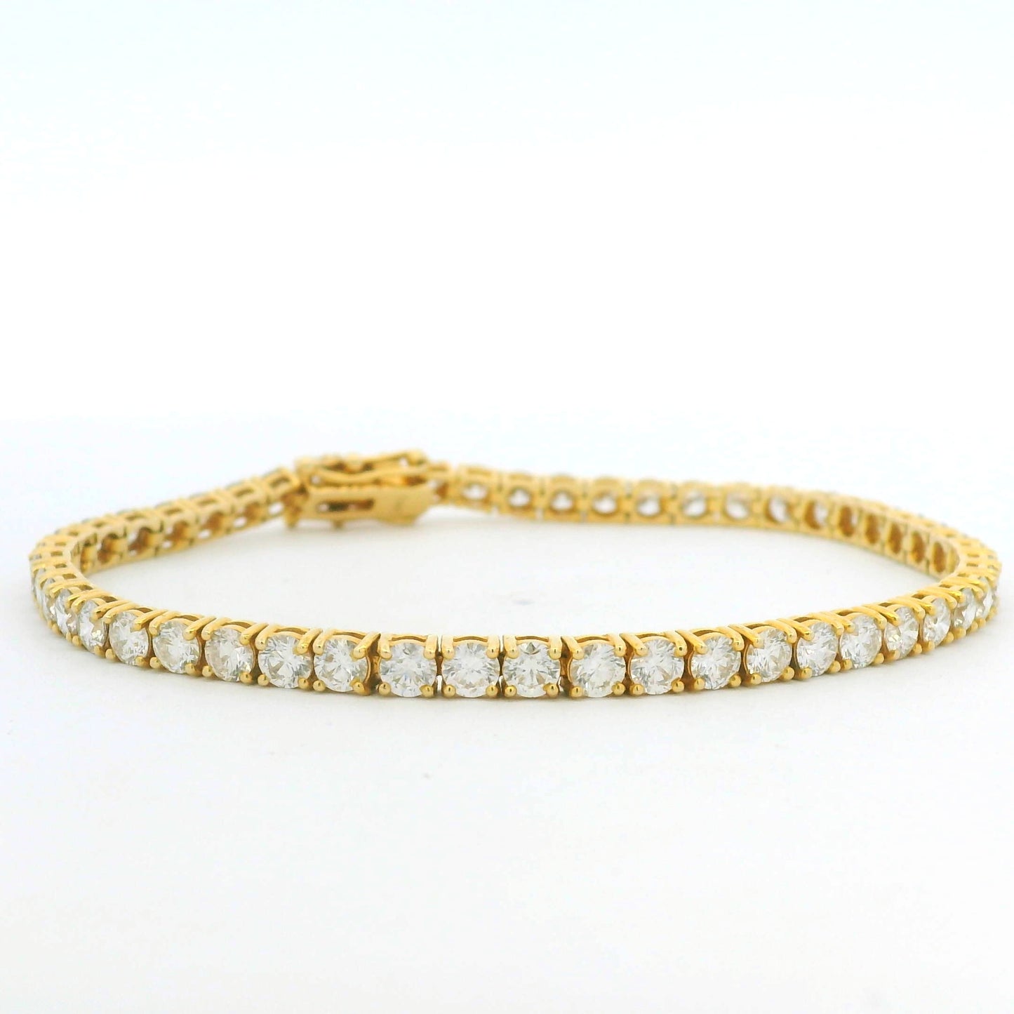 14k Yellow Gold Natural 6.36 Carat Round Brilliant Cut Diamond Tennis Bracelet