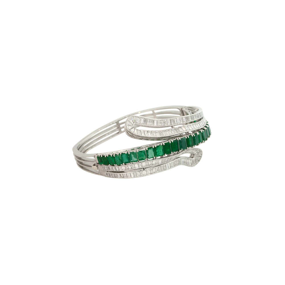18k White Gold 7.0ctw Emerald and Diamond Bangle Bracelet