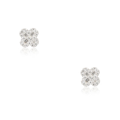 18k White Gold 1.86ctw Diamond Clover Stud Earrings