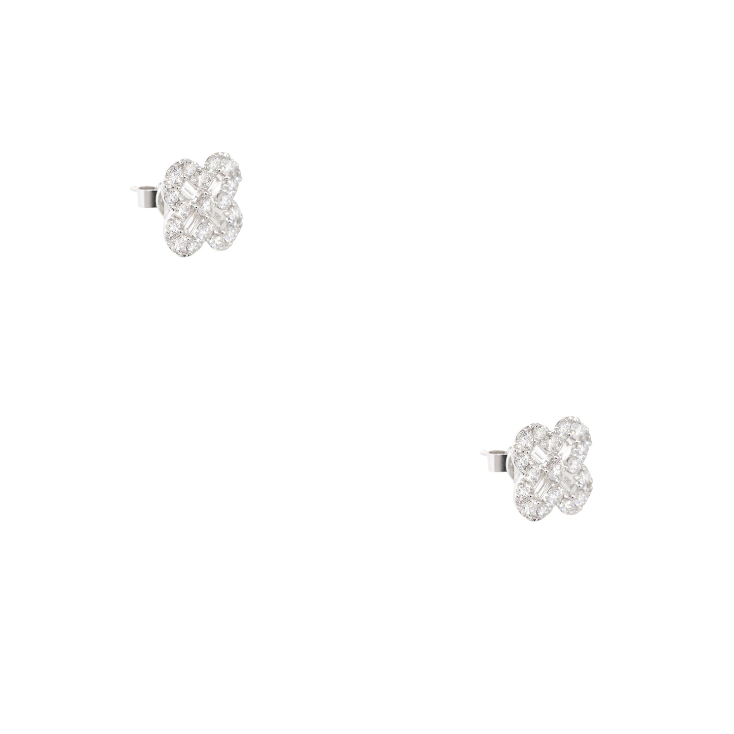 18k White Gold 1.86ctw Diamond Clover Stud Earrings