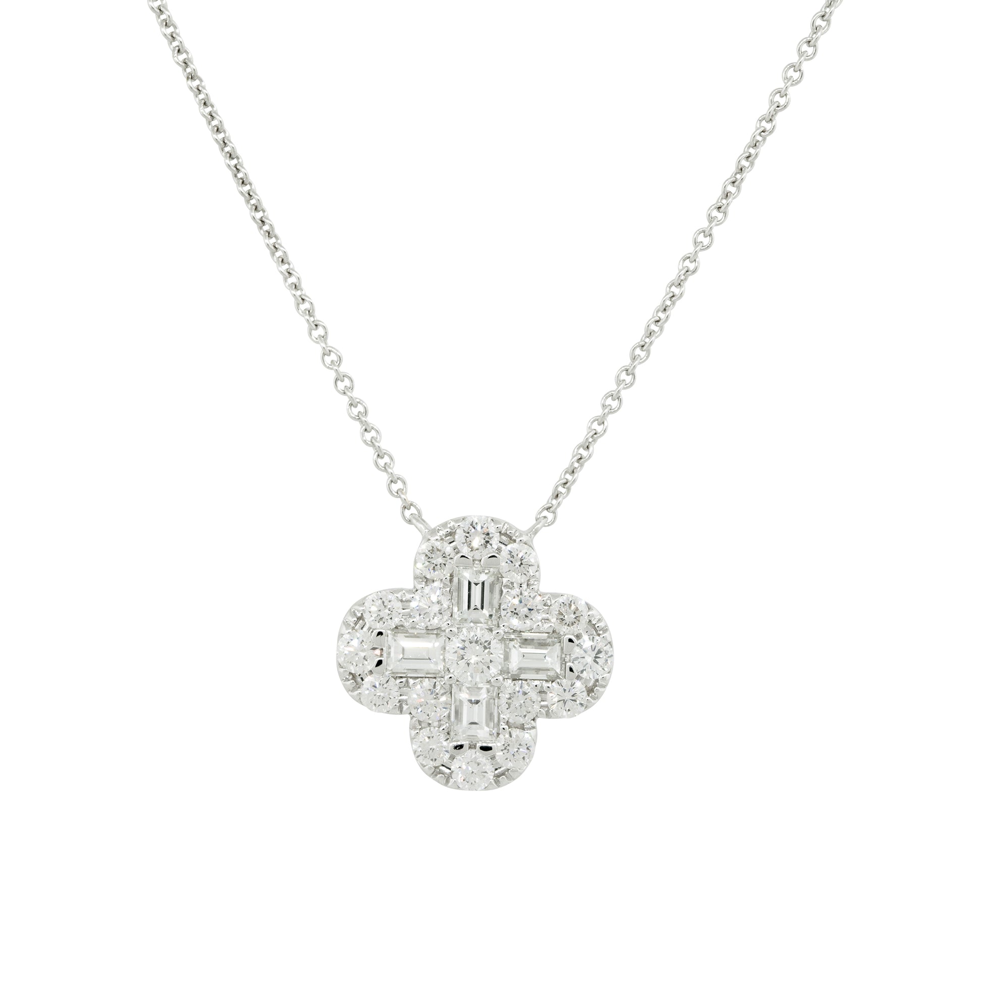 18k White Gold 2.0ctw Mosaic Diamond Clover Necklace