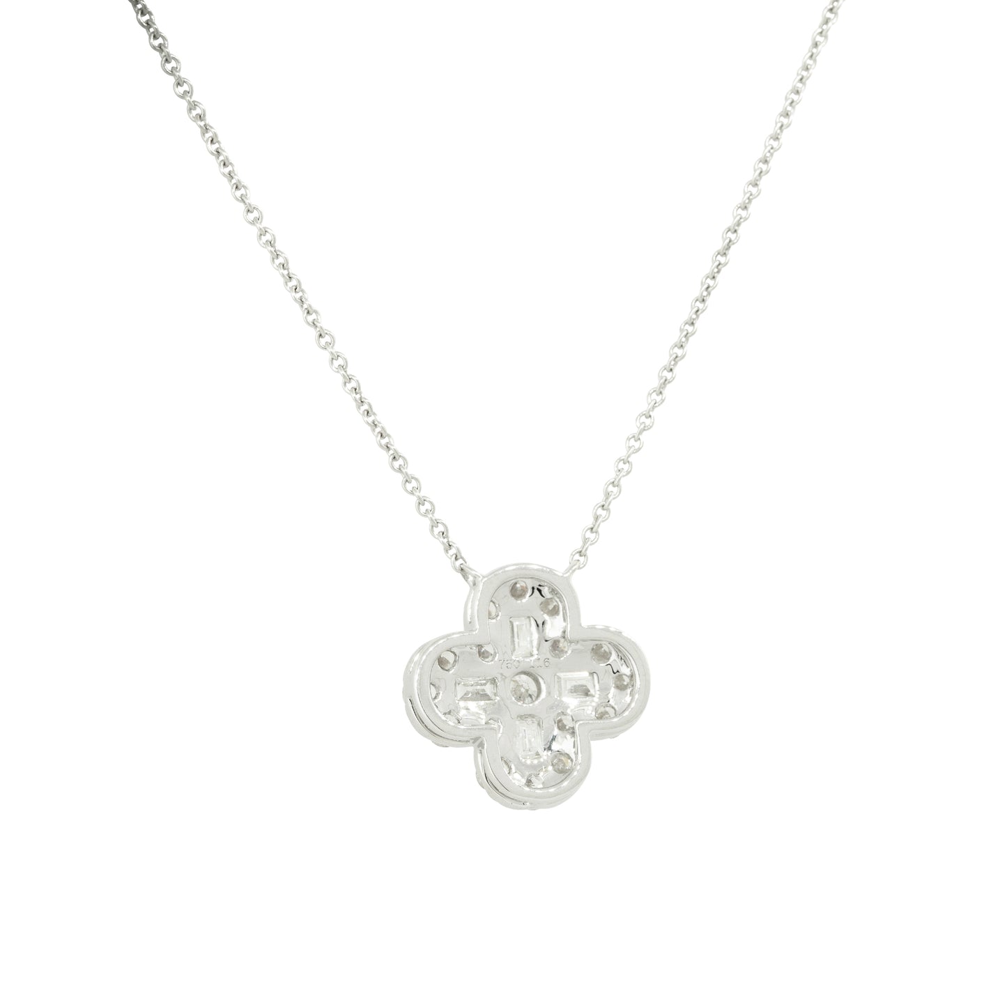 18k White Gold 2.0ctw Mosaic Diamond Clover Necklace
