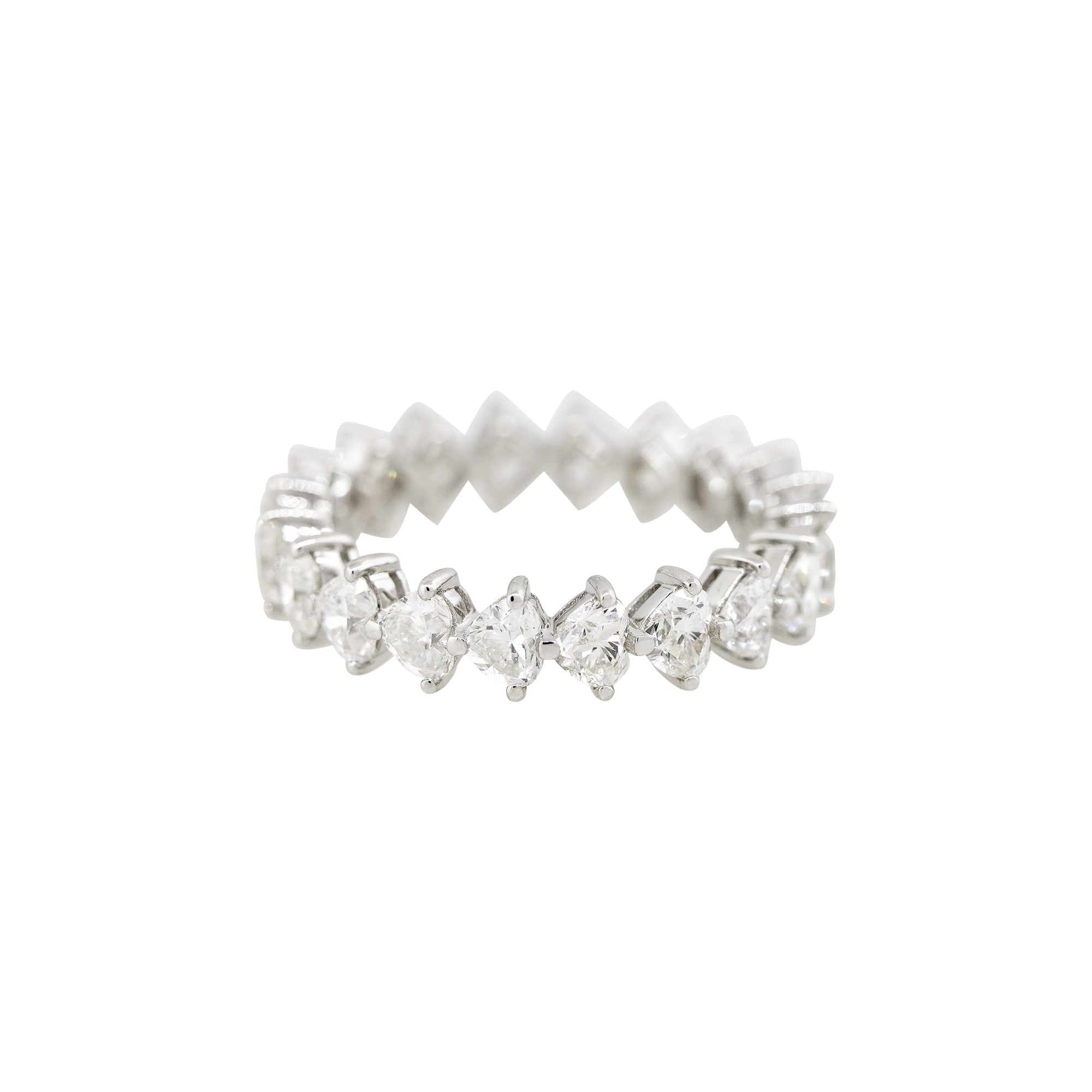 18k White Gold 2.86ctw Heart Shaped Diamond Eternity Band