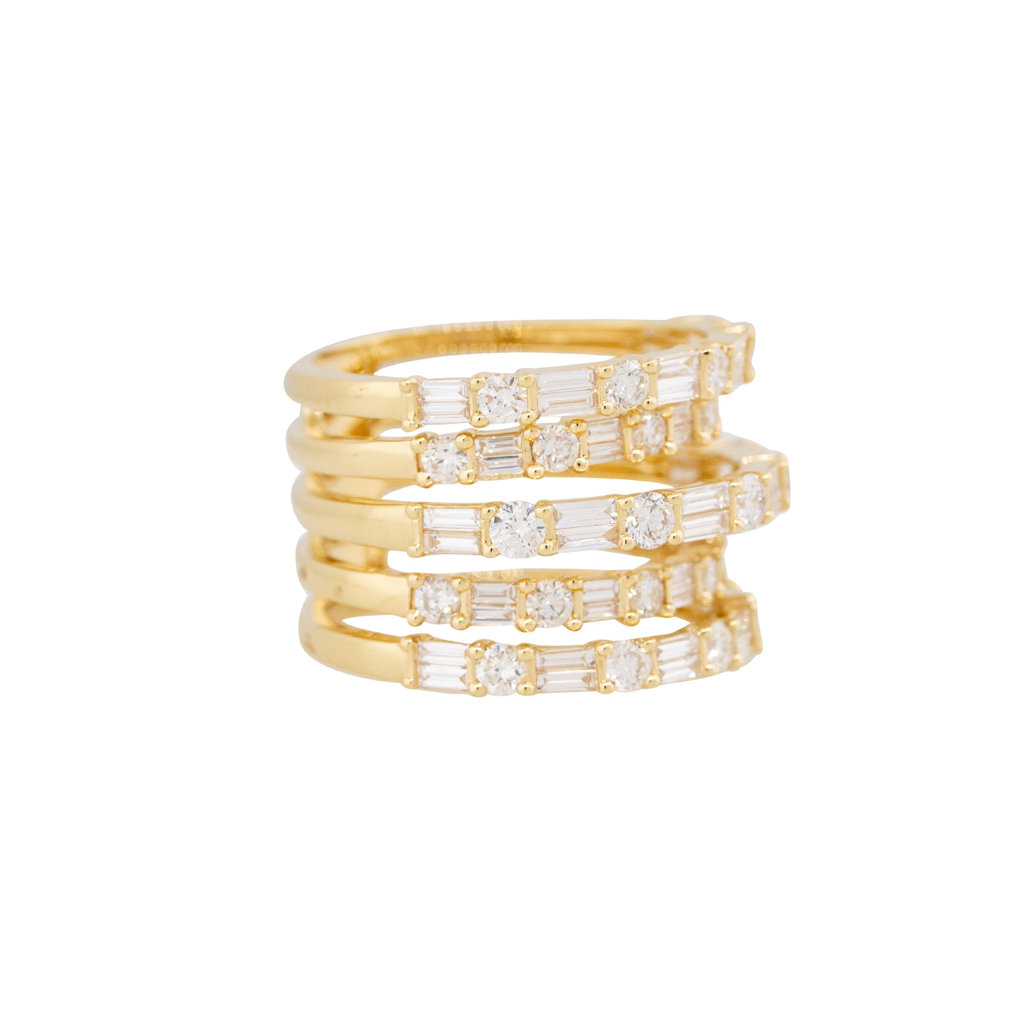 18k Yellow Gold 2.62ctw Round Brilliant & Baguette Cut Diamond Ring