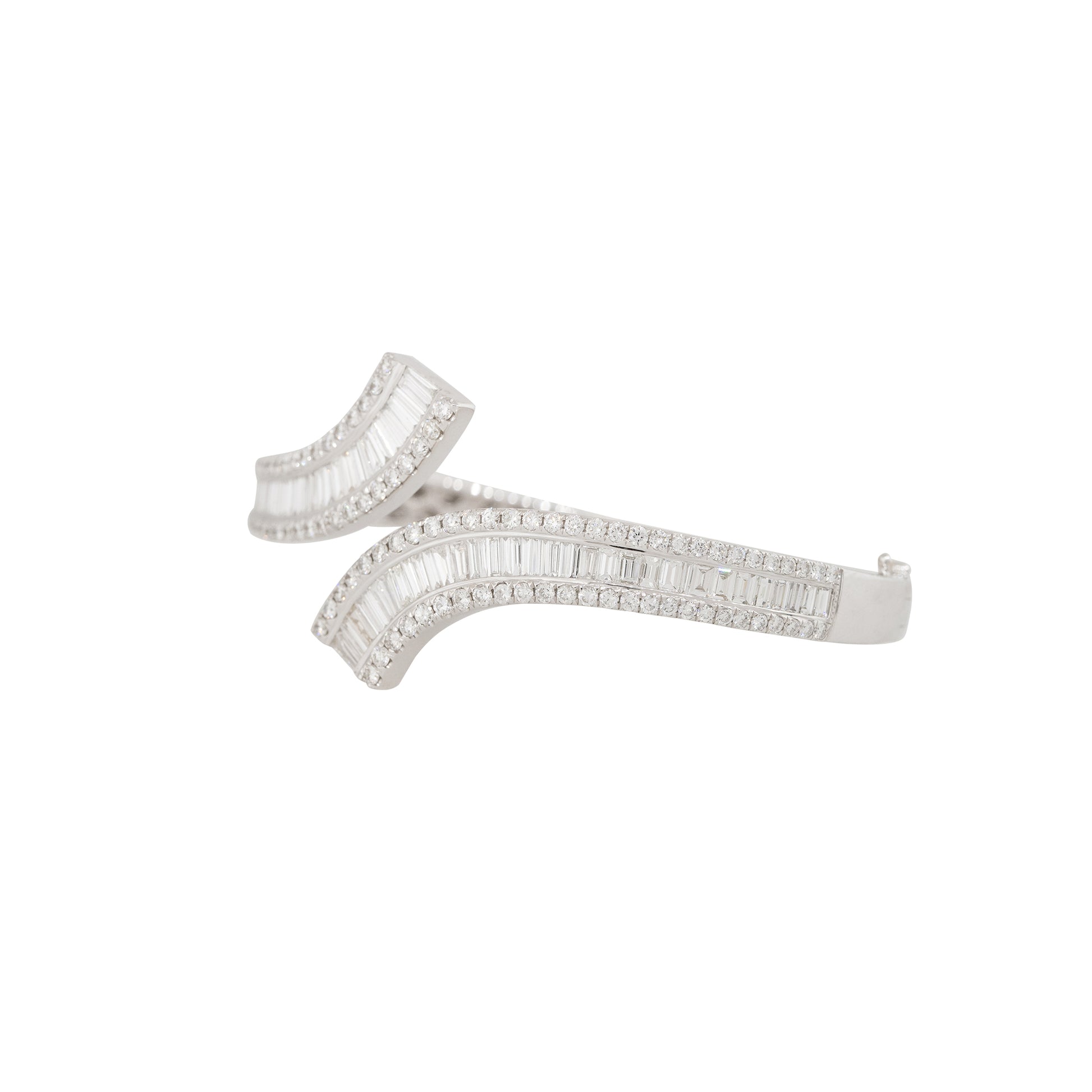 18k White Gold 4.88ct Baguette & Round Brilliant Cut Diamond Bypass Cuff Bracelet