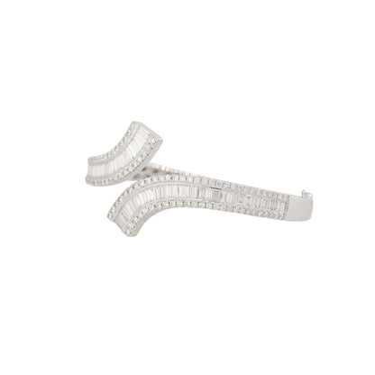 18k White Gold 4.88ct Baguette & Round Brilliant Cut Diamond Bypass Cuff Bracelet