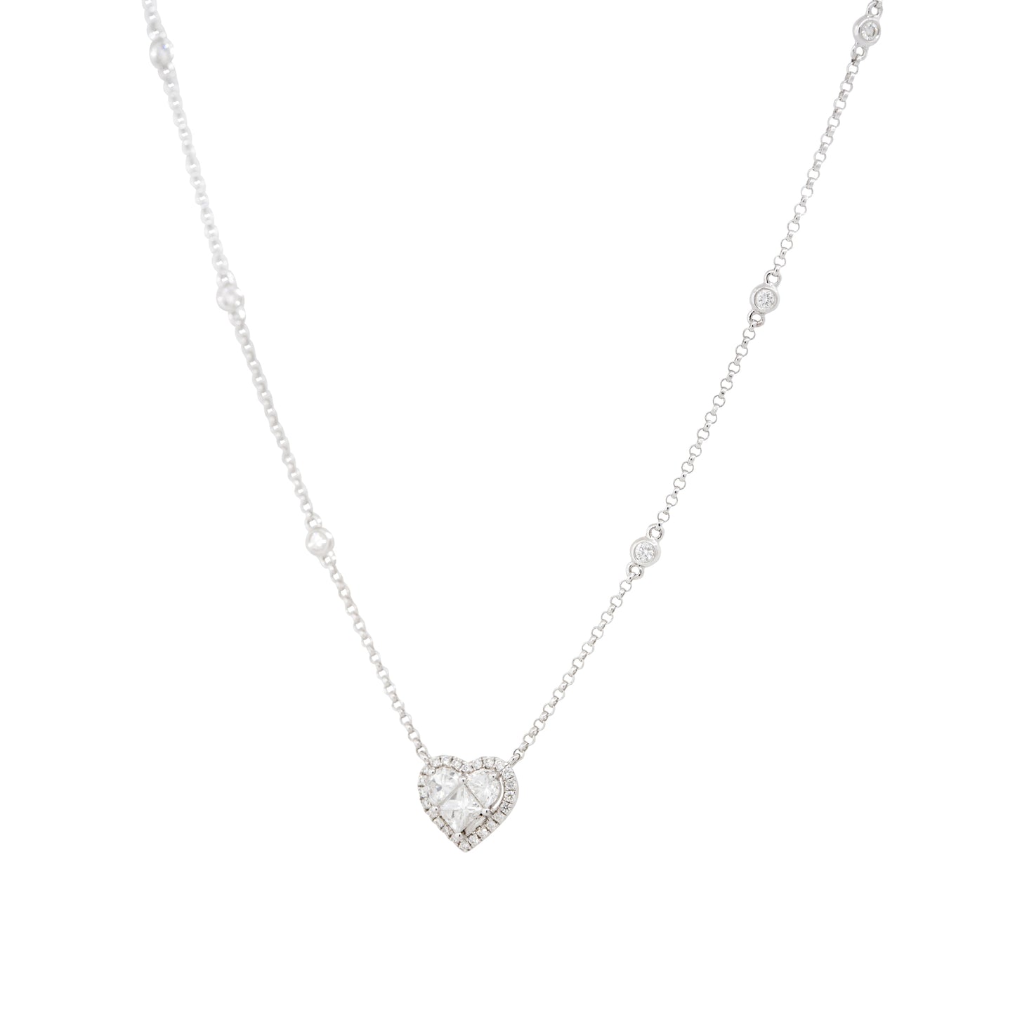 18k White Gold 0.87ctw Diamond Heart and Diamond Station Necklace