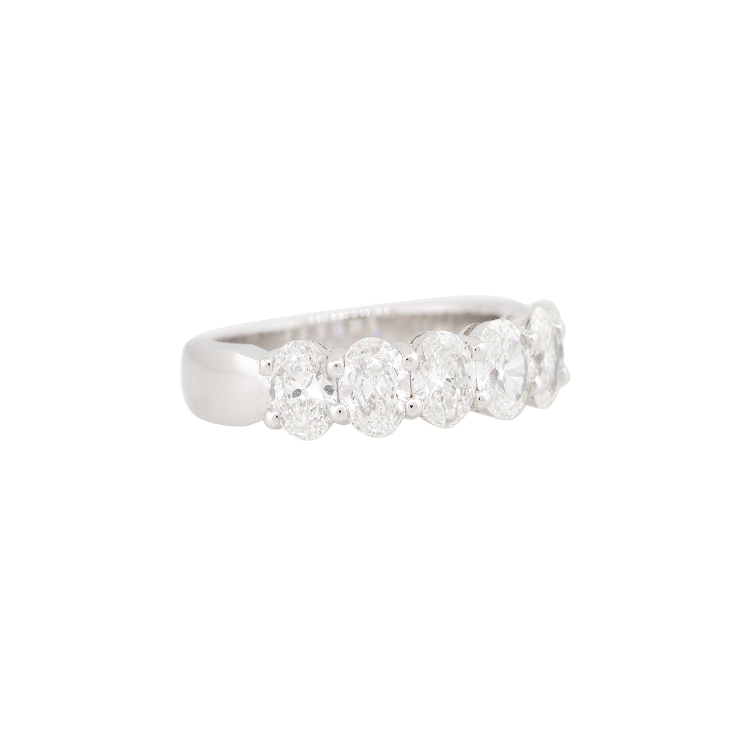 18k White Gold 1.91ctw Oval Shape 6 Diamond Ring