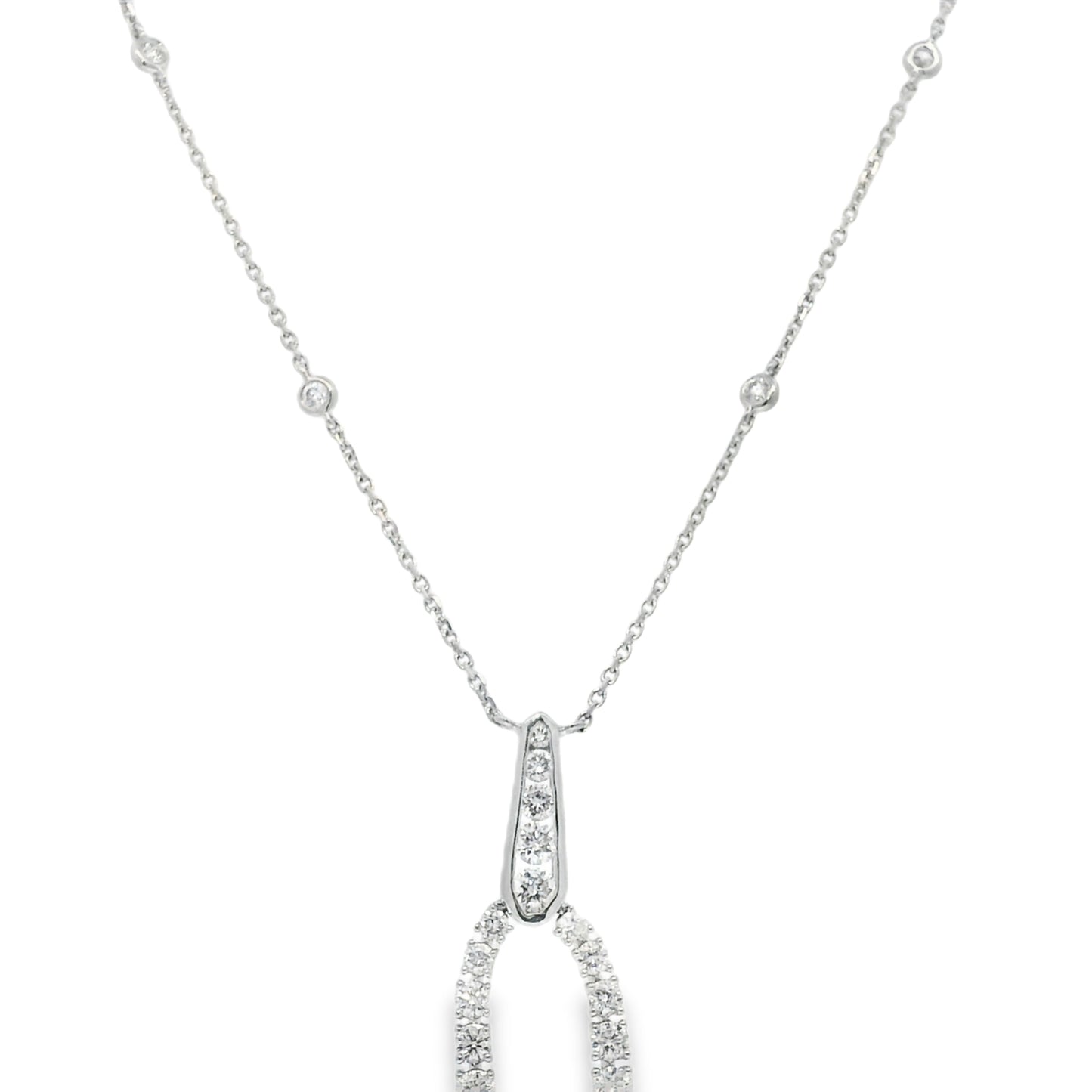 18k White Gold Natural Round Brilliant Cut Diamond Drop Pendant Necklace