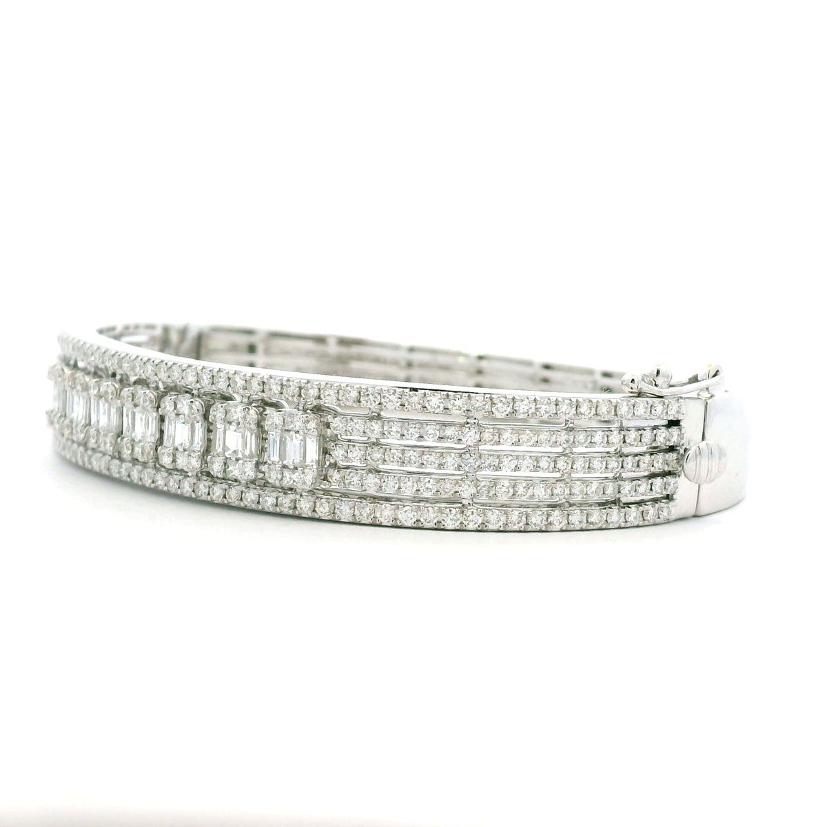14K White Gold Natural 3.29 Carat Round & Baguette Cut Diamond Bangle Bracelet