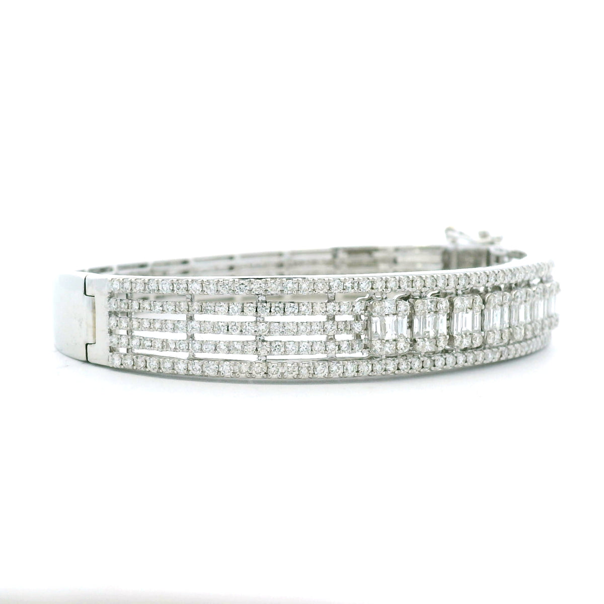 14K White Gold Natural 3.29 Carat Round & Baguette Cut Diamond Bangle Bracelet