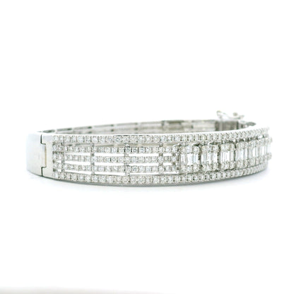 14K White Gold Natural 3.29 Carat Round & Baguette Cut Diamond Bangle Bracelet