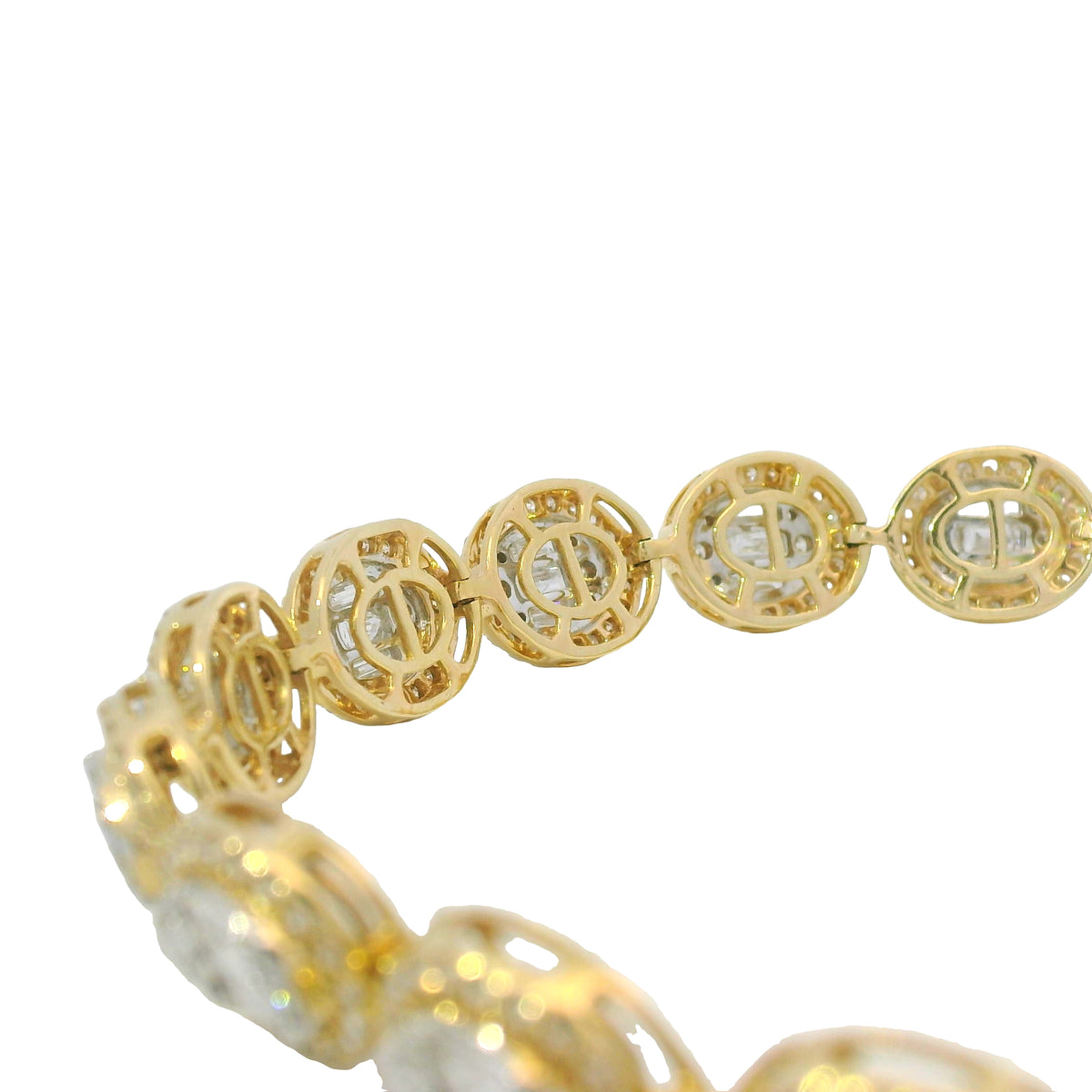14K Two-Tone Gold Natural 5.92 Carat Mosaic Diamond Oval Link Bracelet