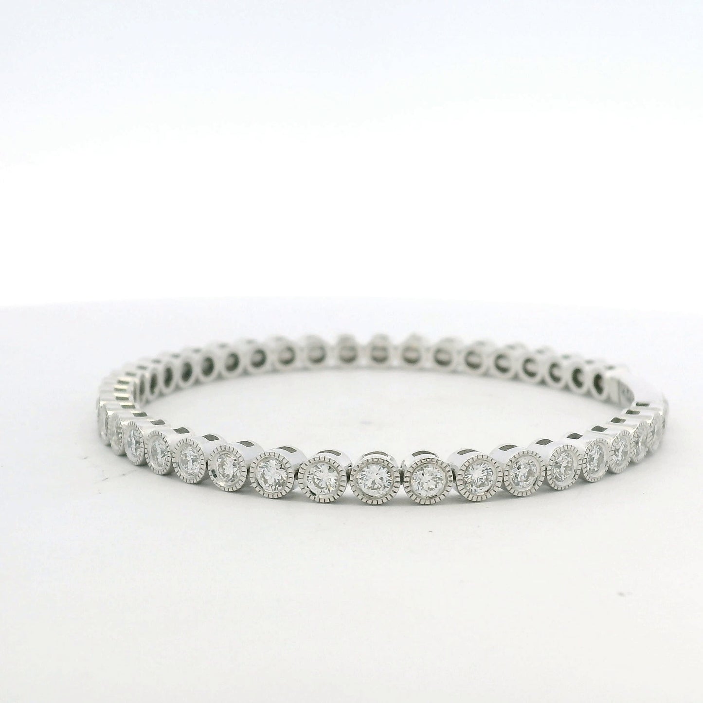 14K White Gold Natural Diamond Bezel Set Bangle Bracelet