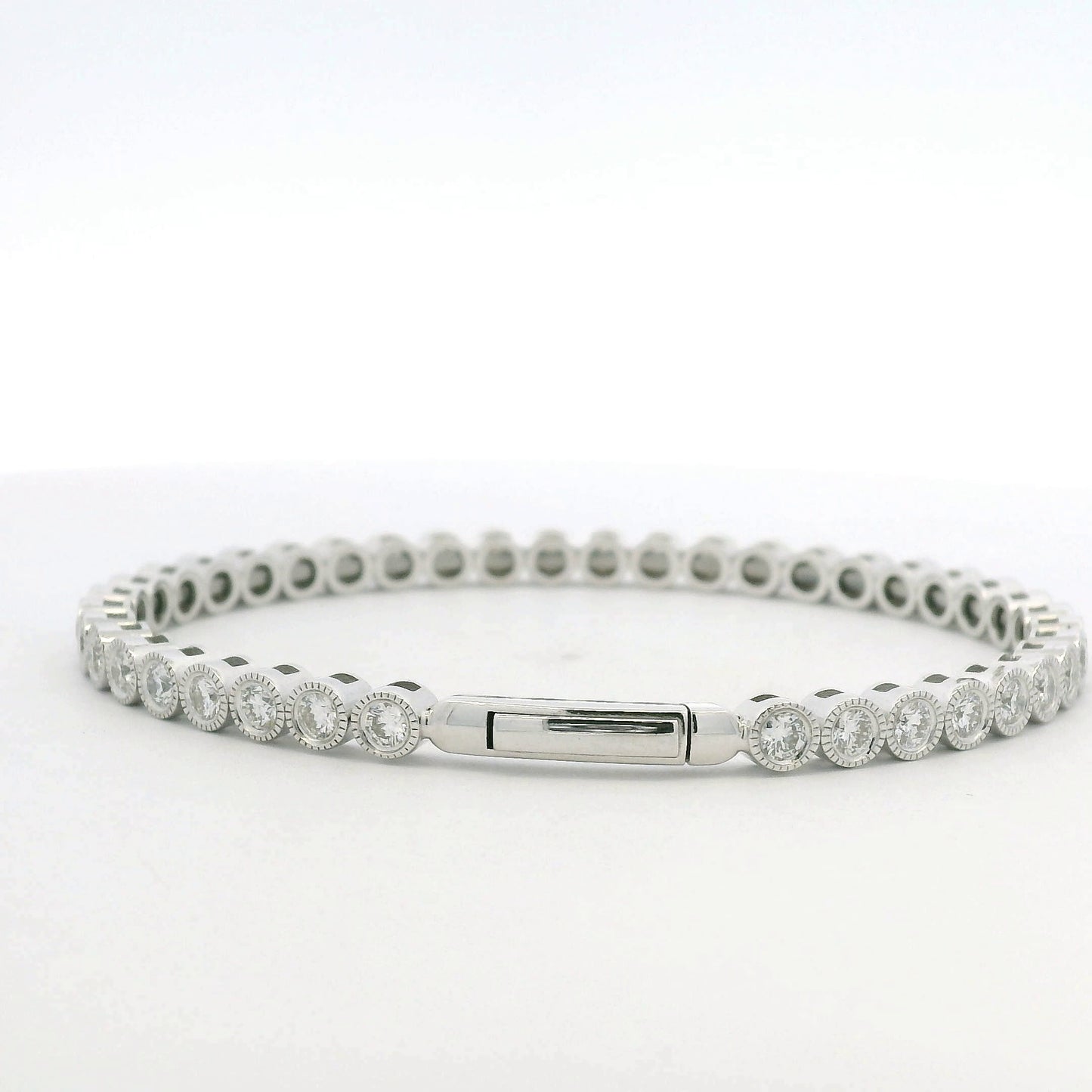 14K White Gold Natural Diamond Bezel Set Bangle Bracelet