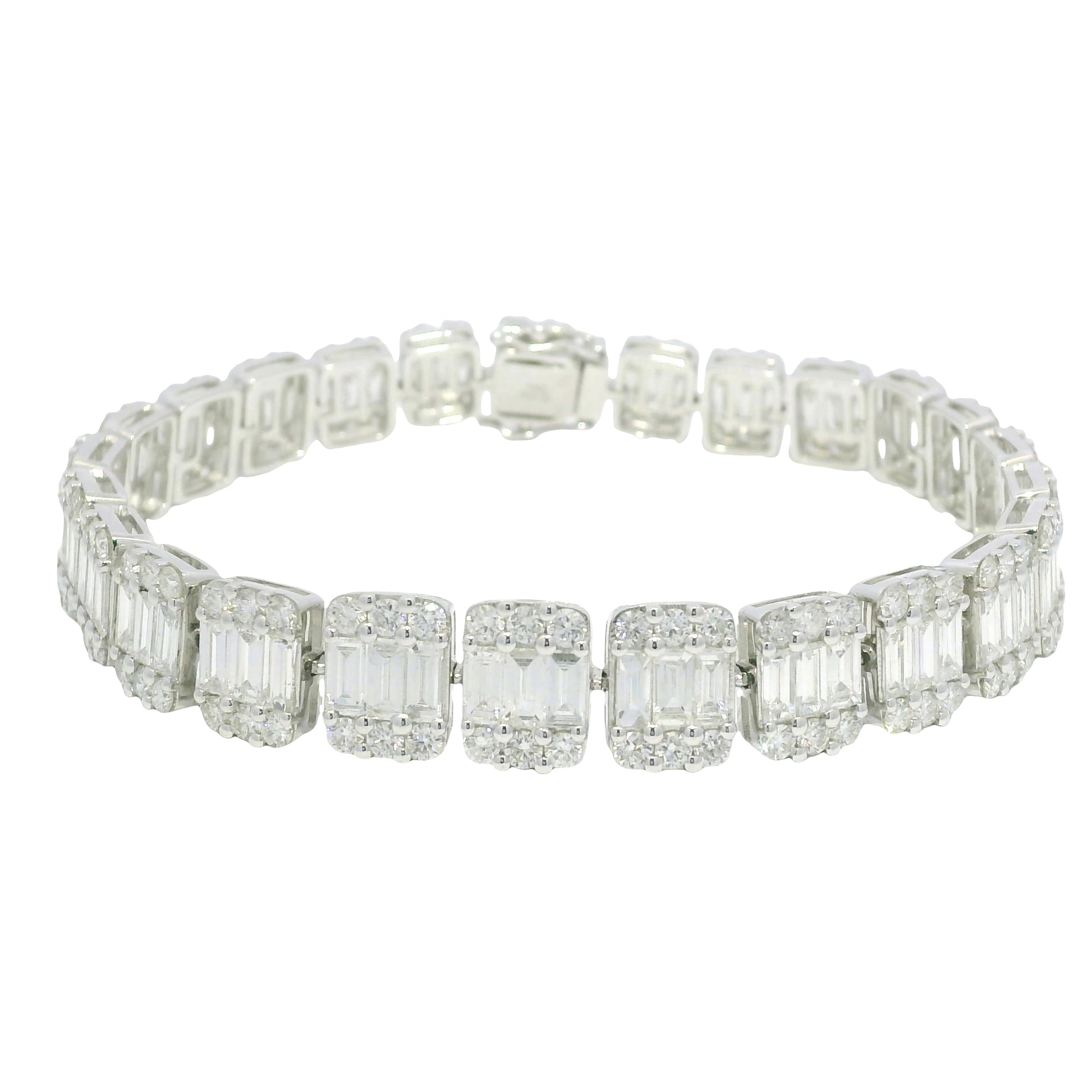 18k White Gold Natural Diamond Mosaic Rectangular Station Bracelet