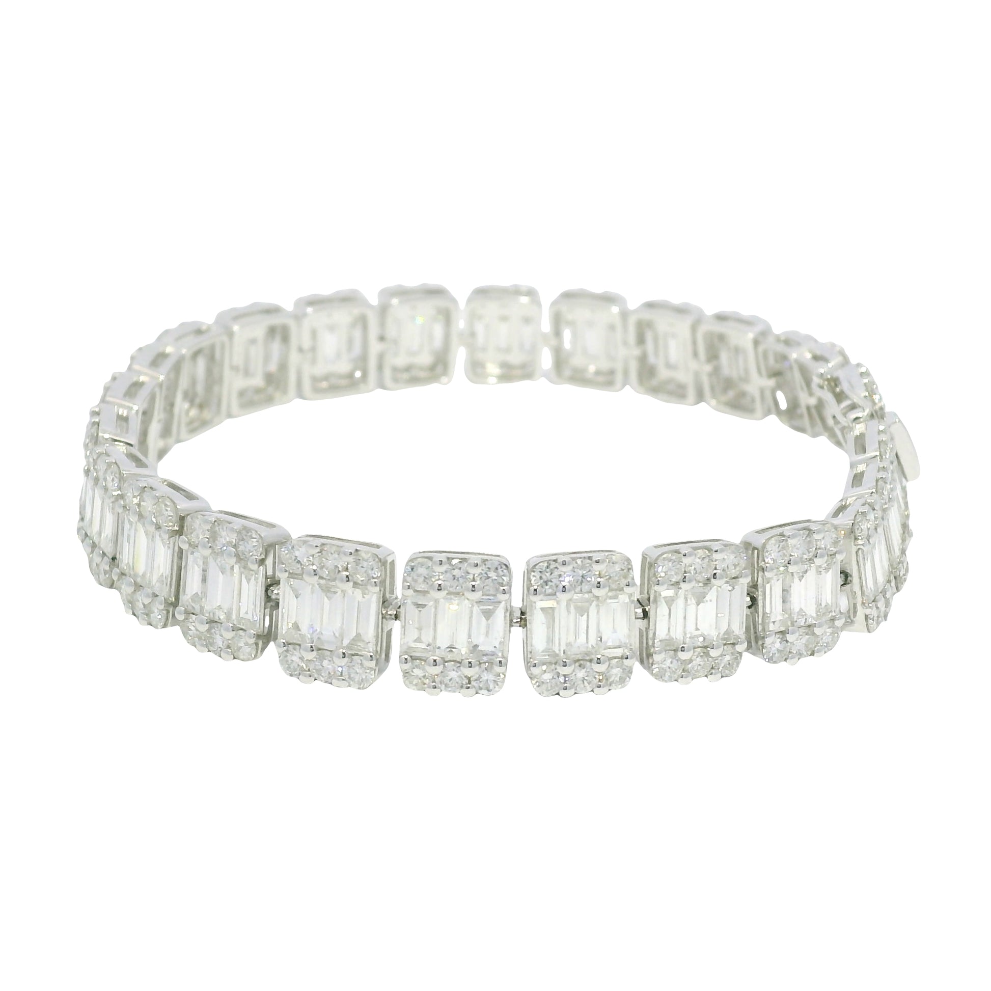 18k White Gold Natural Diamond Mosaic Rectangular Station Bracelet