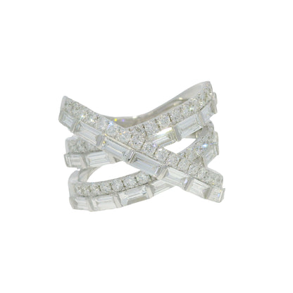 14k White gold Round Brilliant Baguette Diamond Cut Crossover Band