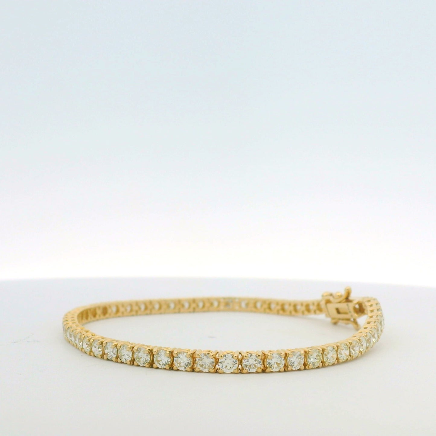 14K Yellow Gold Natural Round Brilliant Cut Diamond Tennis Bracelet