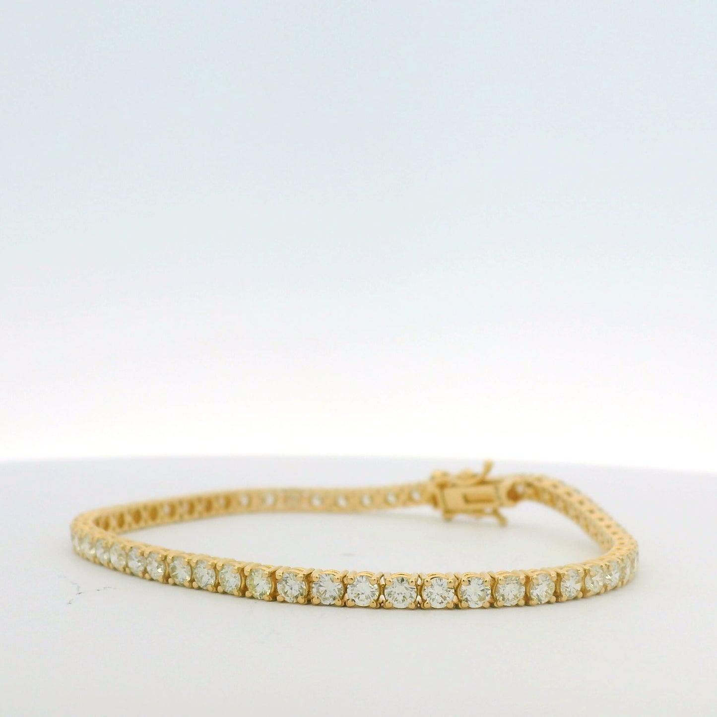 14K Yellow Gold Natural Round Brilliant Cut Diamond Tennis Bracelet